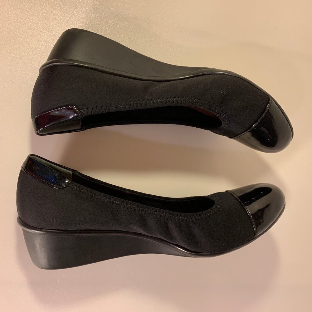 Ros Hommerson Elizabeth Wedge Slip on Shoes Women's 8N Narrow - Picture 5 of 10
